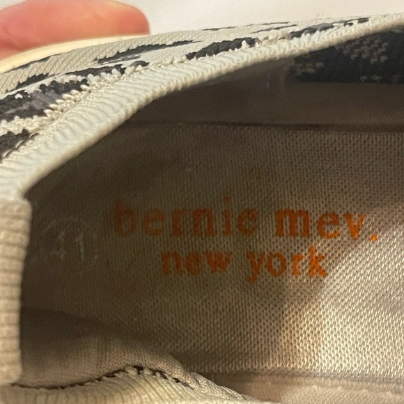 bernie mev. Cream and Black Slip-On Sneakers - Picture 6 of 6